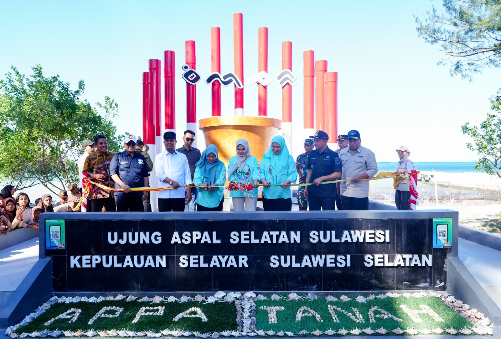 Resmikan Tugu Ujung Aspal Selatan Sulawesi, Gubernur Andi Sudirman Dorong Pariwisata Selayar