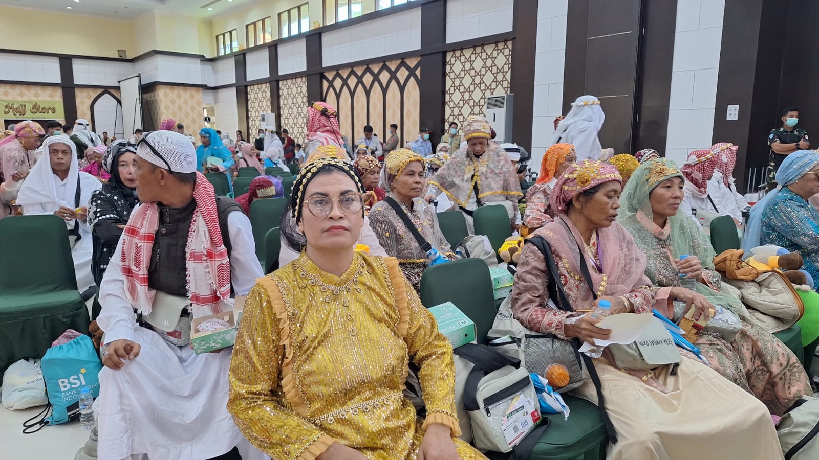 393 Jemaah Haji Kloter 09 Pulang Utuh