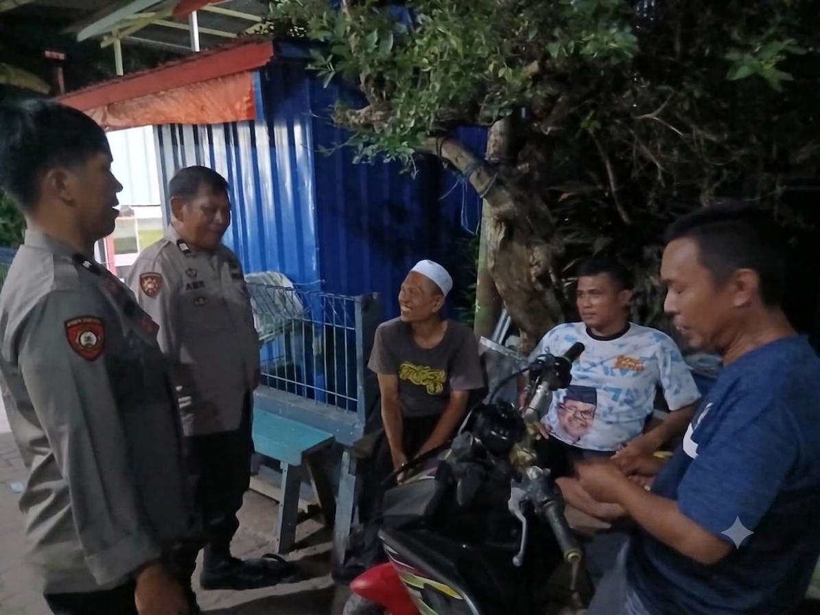 Menjaga Pulau Tetap Aman, Patroli Dialogis Polsubsektor Sangkarrang Disambut Hangat Warga