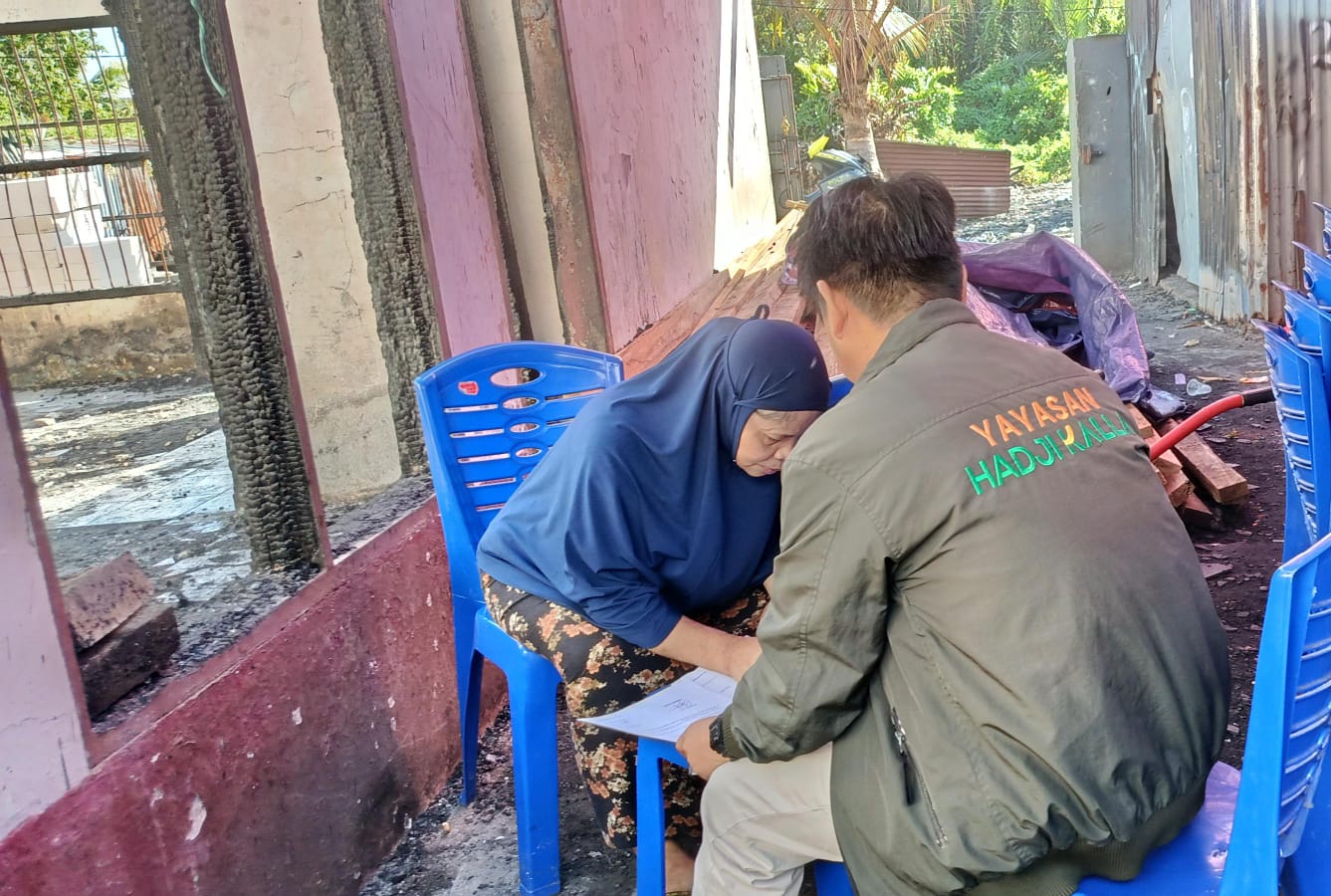 Respons Maraknya Kebakaran, LAZ Hadji Kalla Hadir Bantu Pemulihan Penyintas