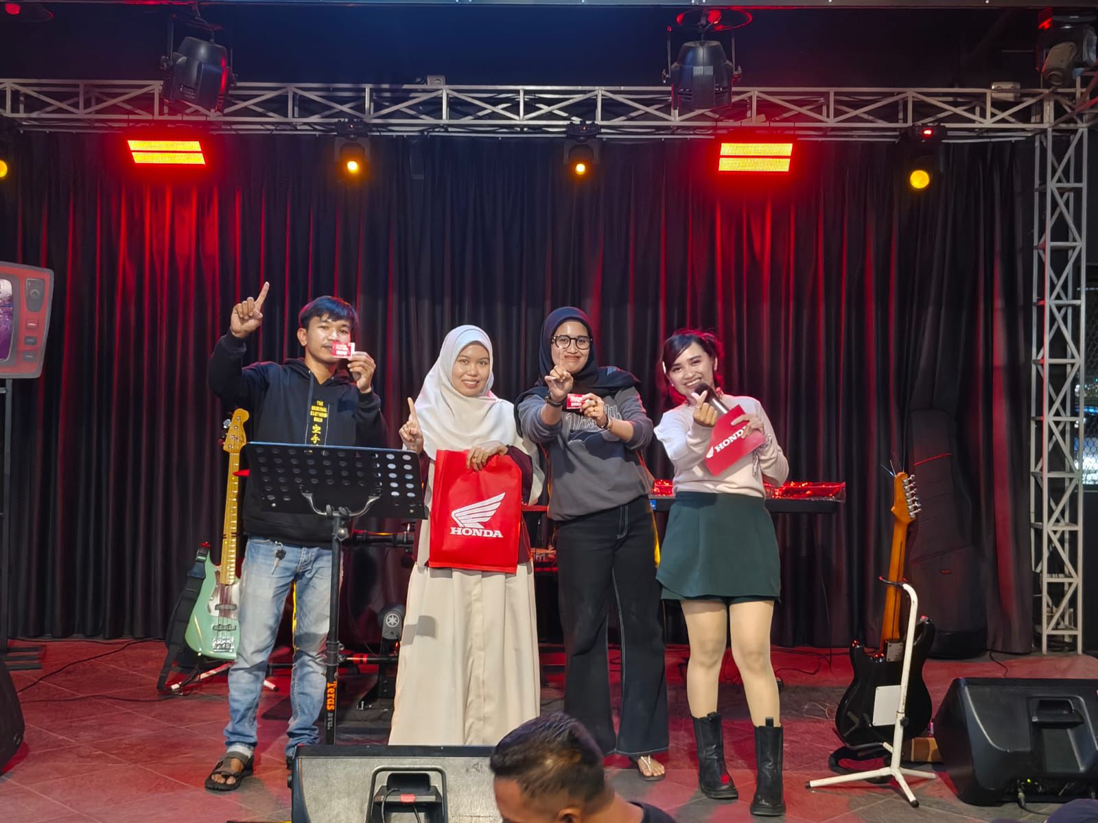 Asmo Sulsel Hadirkan Pameran Honda di Sejumlah Cafe, Dekatkan Produk dengan Konsumen di Sulawesi Hingga Ambon