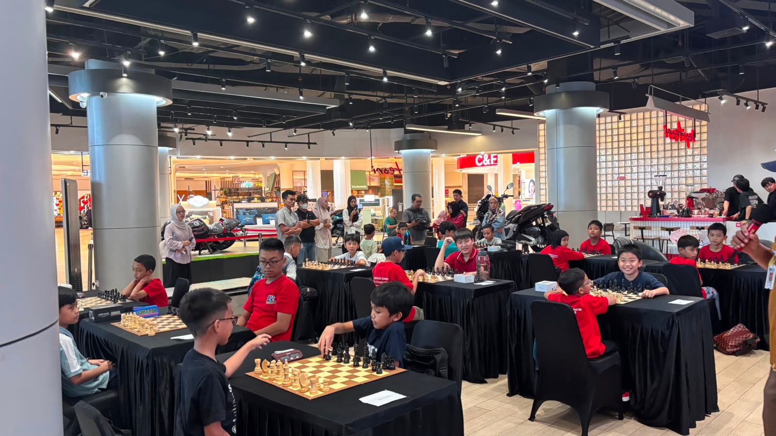 Honda Holiday Hub Hadir di Astra Motor Experience Center, Isi Liburan Semester dengan Beragam Aktivitas Seru