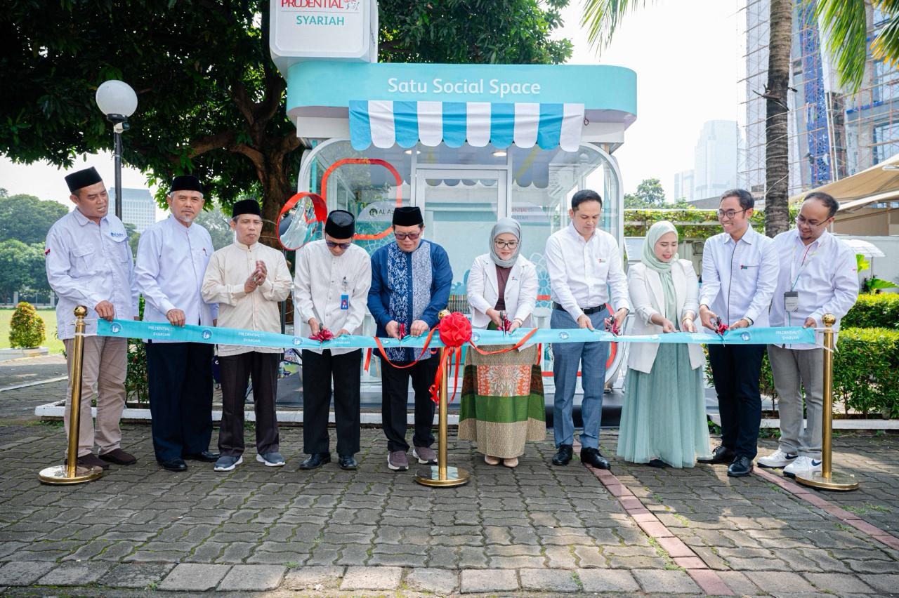 Prudential Syariah dan LAZ Al-Azhar turut meresmikan Satu Social Space