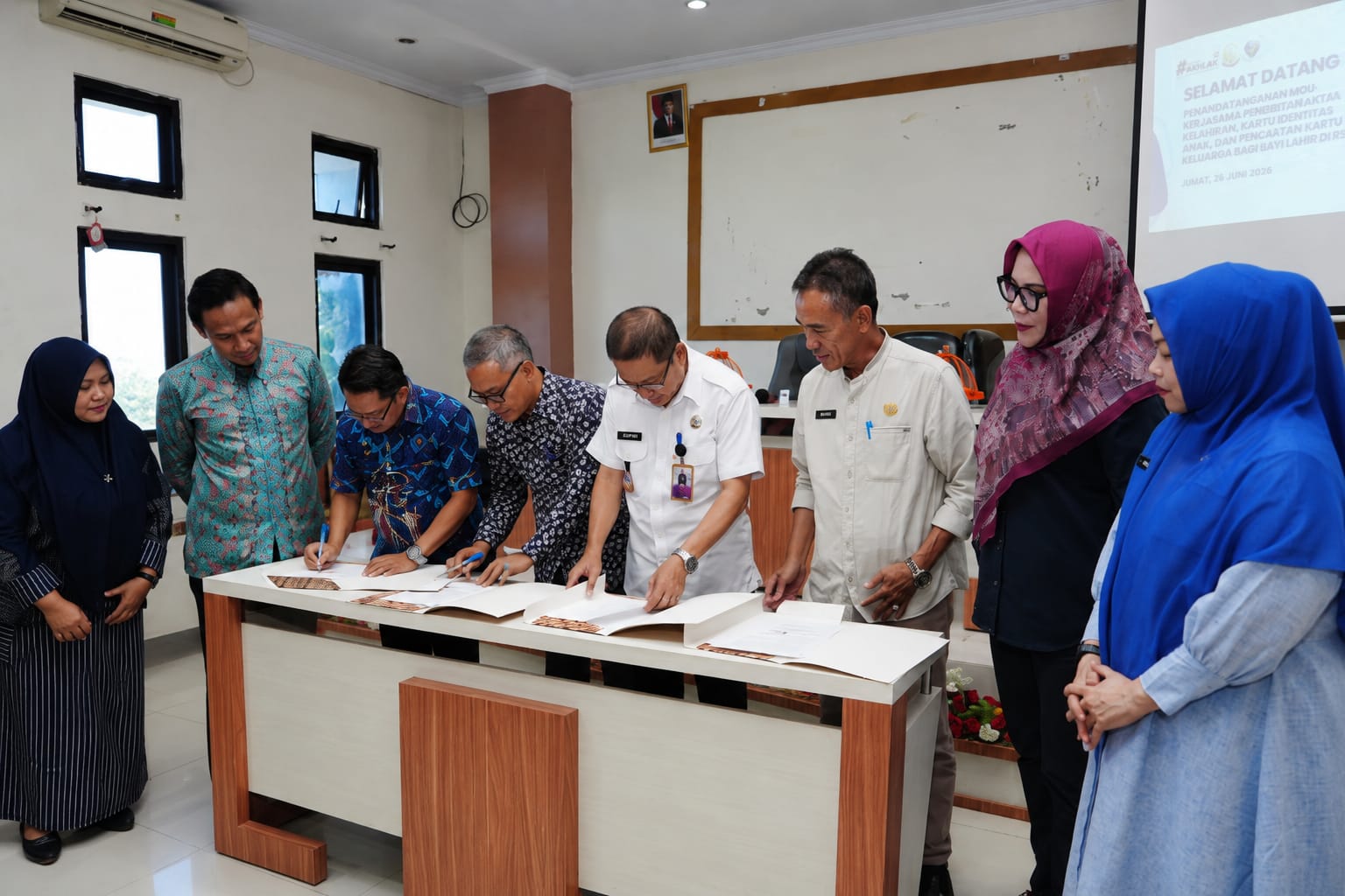 Perluas Layanan Komprehensif, RSKD Ibu dan Anak Pertiwi Jalin Kerja Sama dengan Empat Disdukcapil Kabupaten