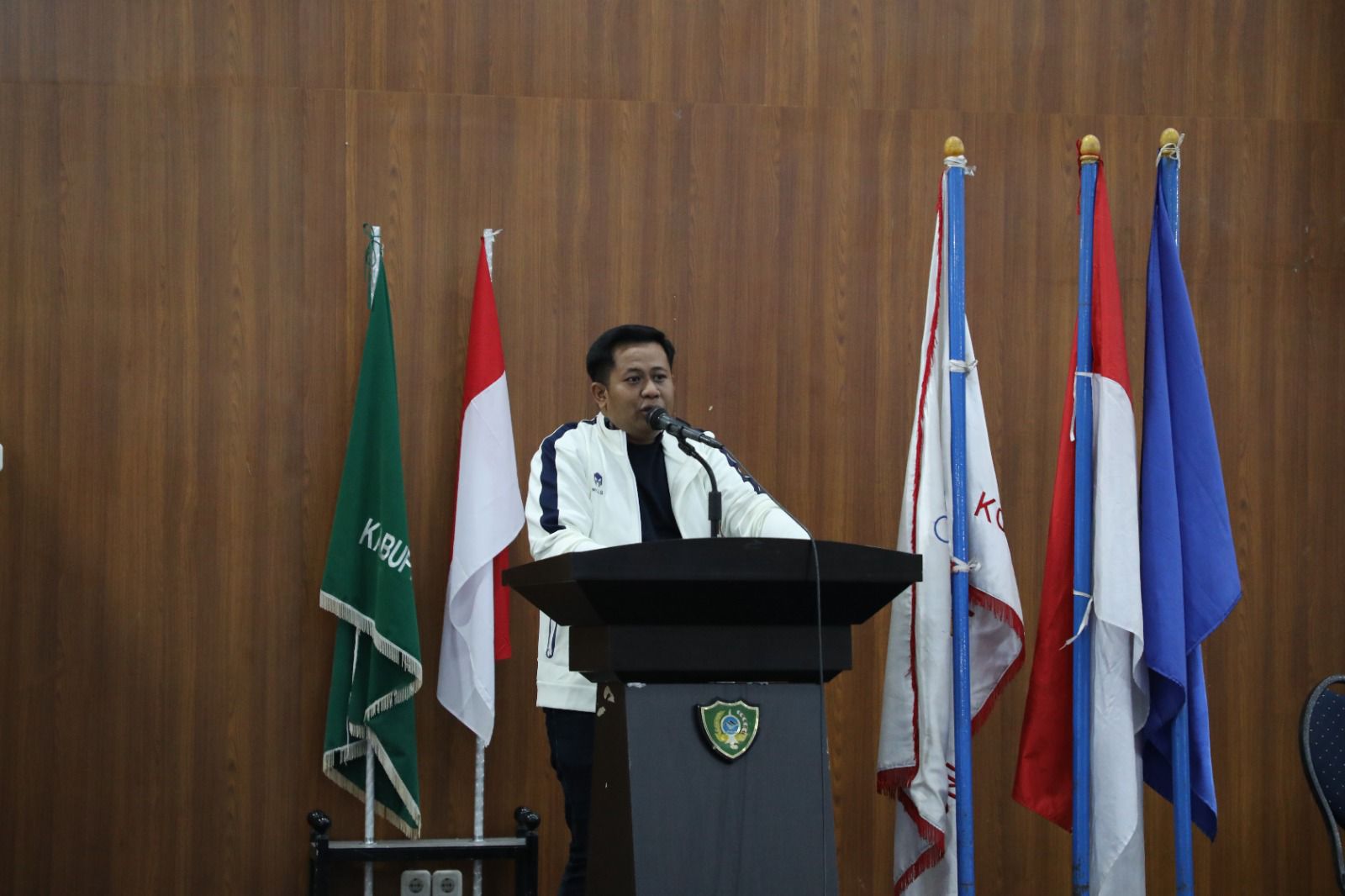 Chaerul Syahab Resmi Pimpin KONI Maros, Targetkan Kontingen Tembus Lima Besar Porprov Sulsel 2026