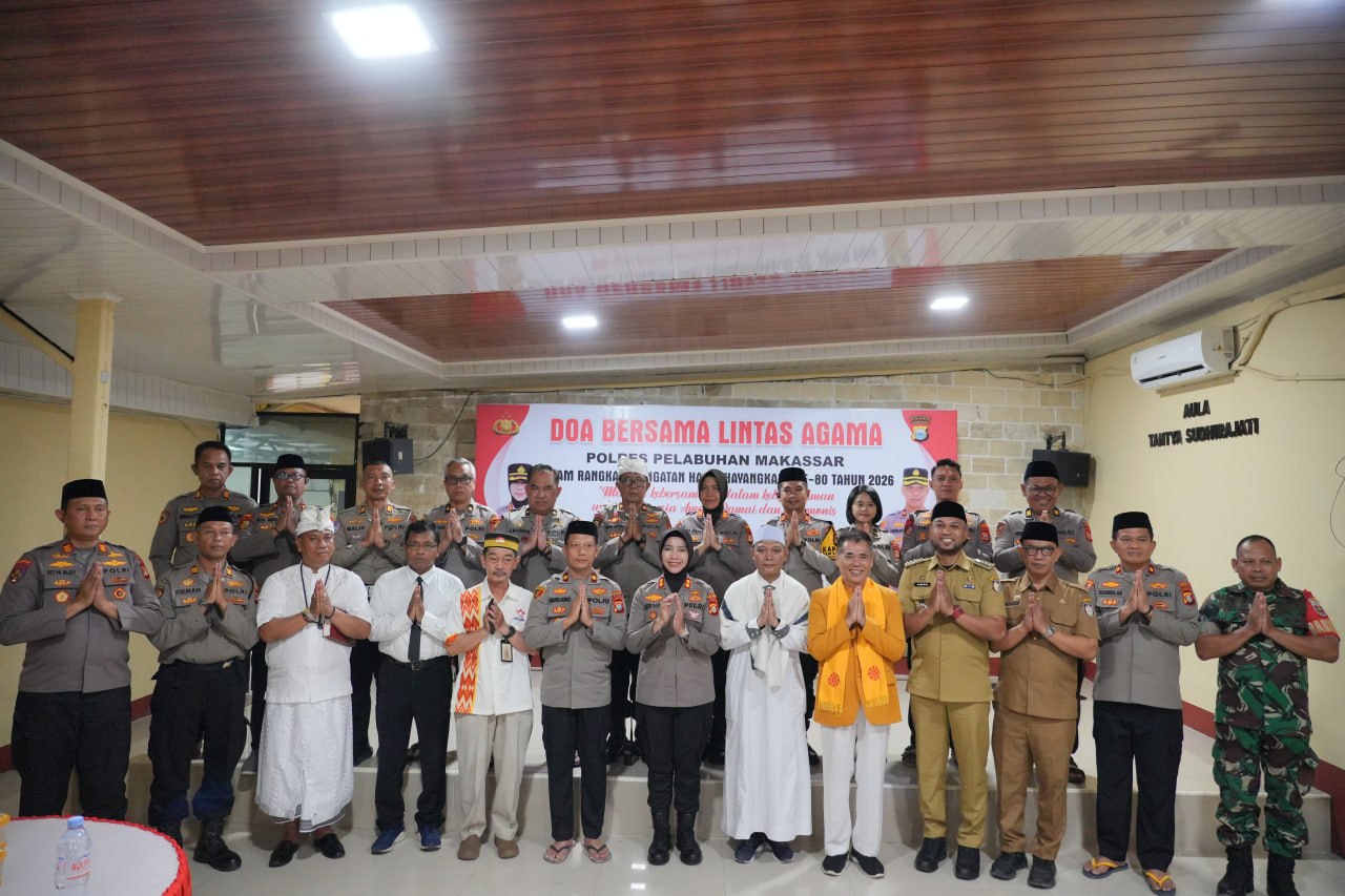 Doa Bersama Lintas Agama Warnai Peringatan Hari Bhayangkara ke-80 di Polres Pelabuhan Makassar