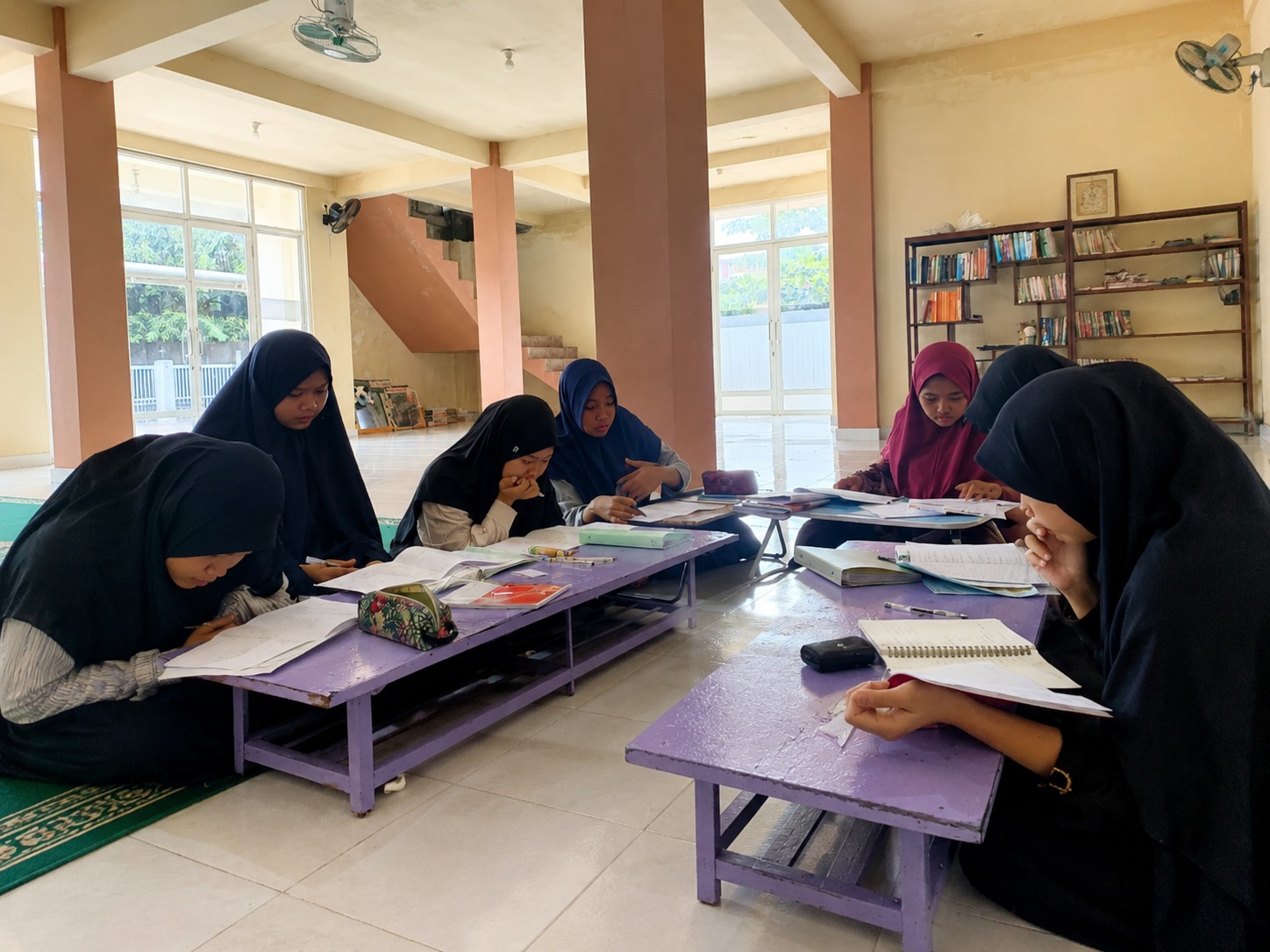 YBM PLN UIP3B Sulawesi Dukung Pendidikan Santri Tahfidz, Wujudkan Generasi Qur’ani Berprestasi