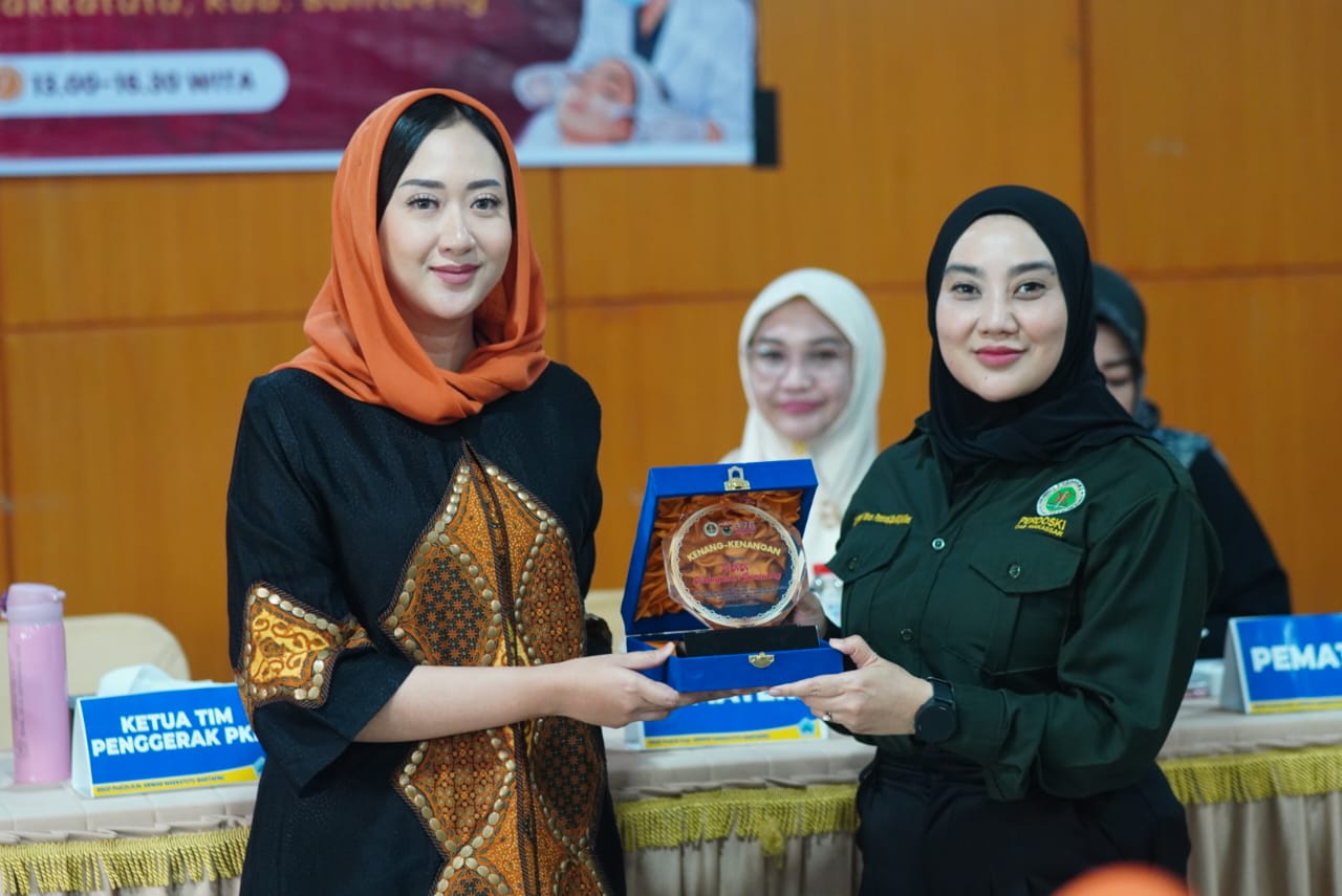 Kulit Sehat, Hidup Nyaman: TP PKK Bantaeng Gelar Peeling Wajah Gratis