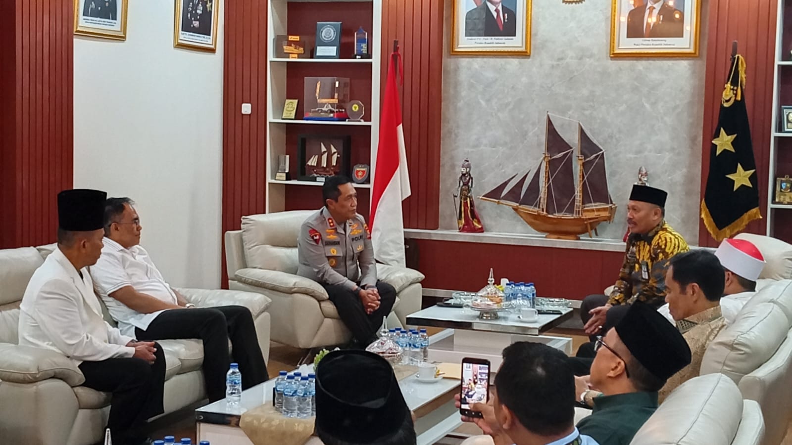 Kapolda Sulsel Siap Hadir dan Support Kesuksesan Tabliq Akbar dan Istigosah IPIM