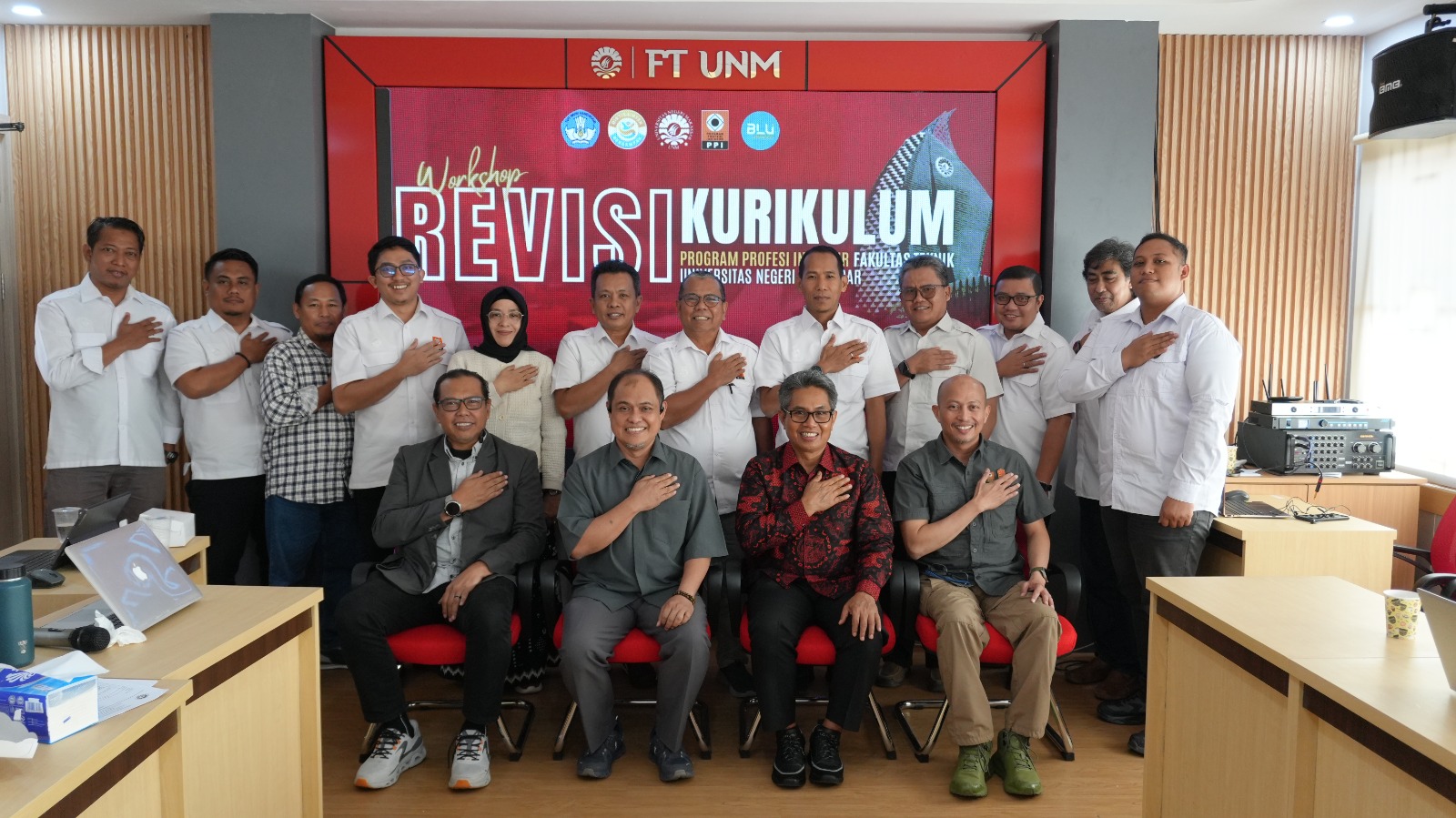 Rancang Kurikulum Adaptif, Program Profesi Insinyur FT UNM Libatkan Industri dan Organisasi Profesi