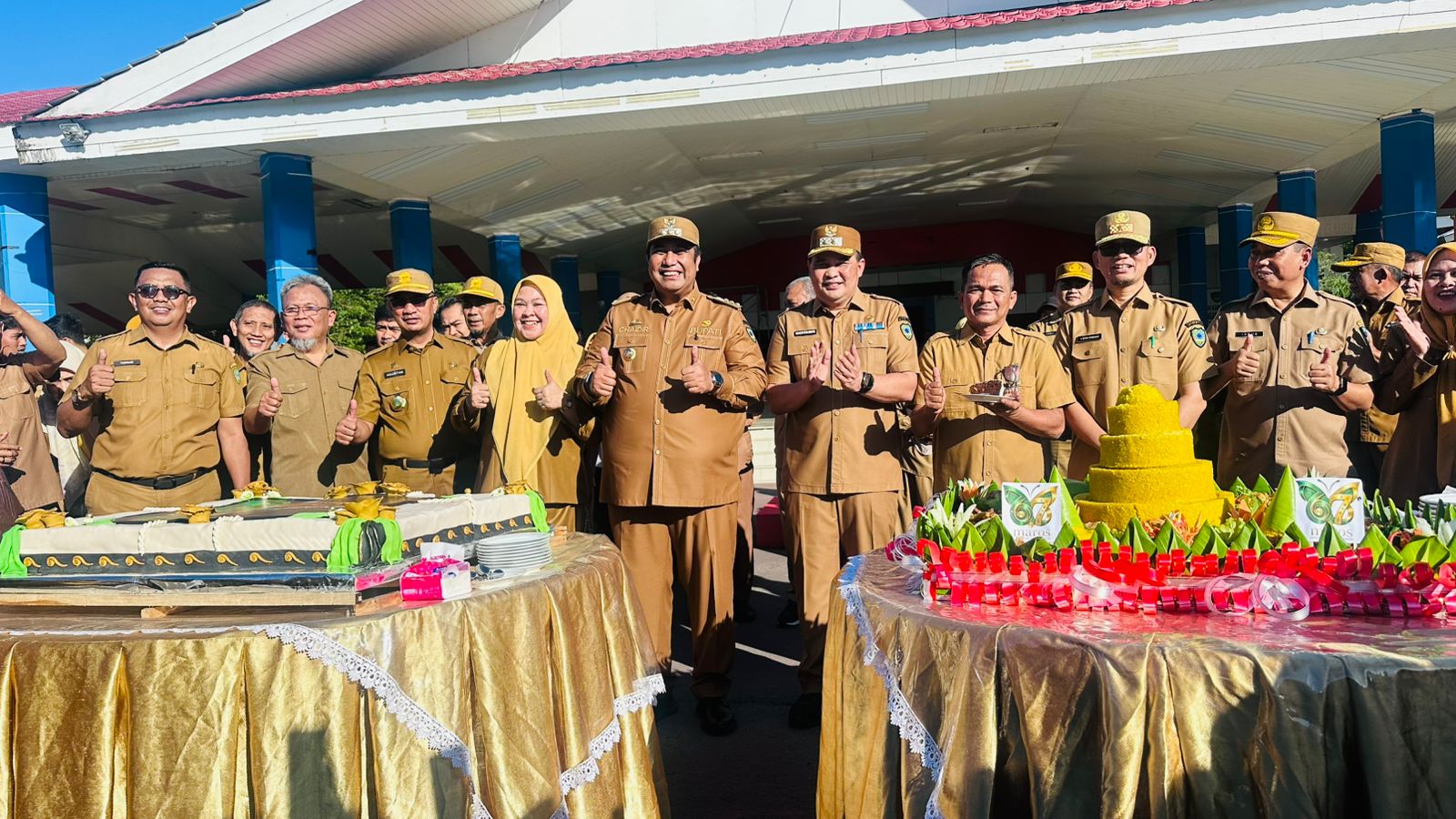 OPD Berprestasi Terima Penghargaan pada Rangkaian HUT ke-67 Maros
