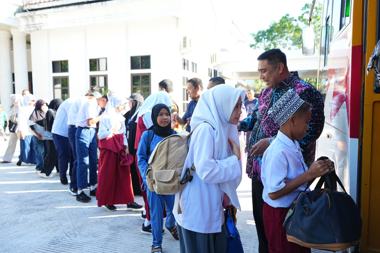 20 Anak Kurang Mampu Asal Maros Berangkat ke Sekolah Rakyat, Total Siswa Kini Capai 81 Orang