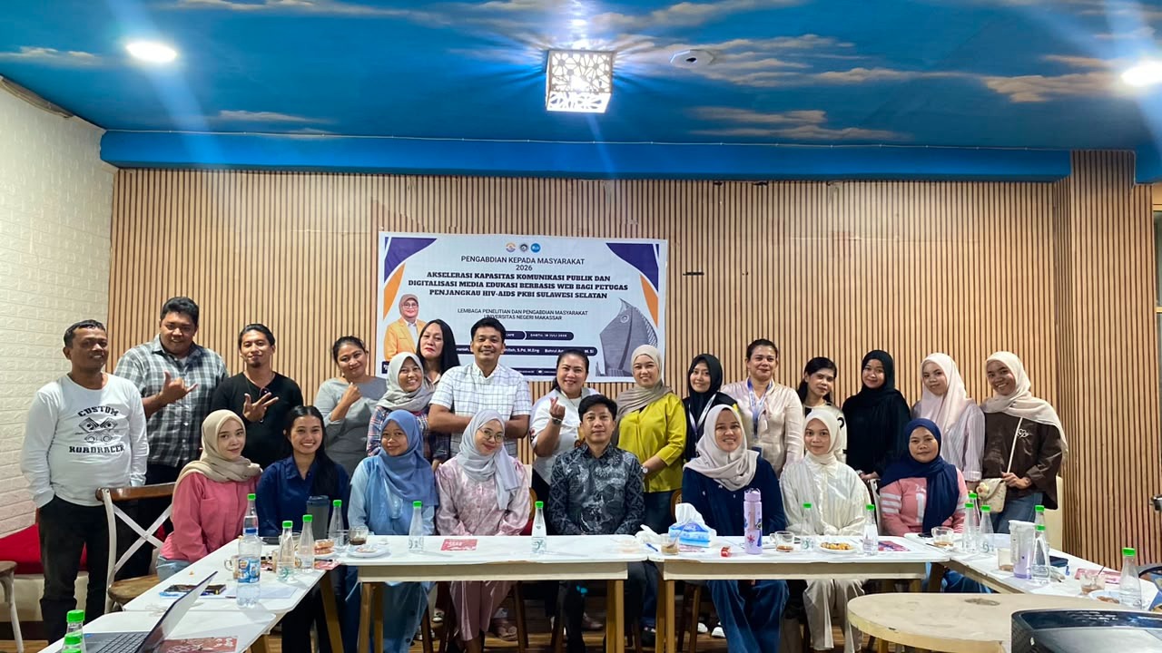 UNM Bekali Petugas Penjangkau HIV/AIDS PKBI Sulsel dengan Keterampilan Komunikasi Digital