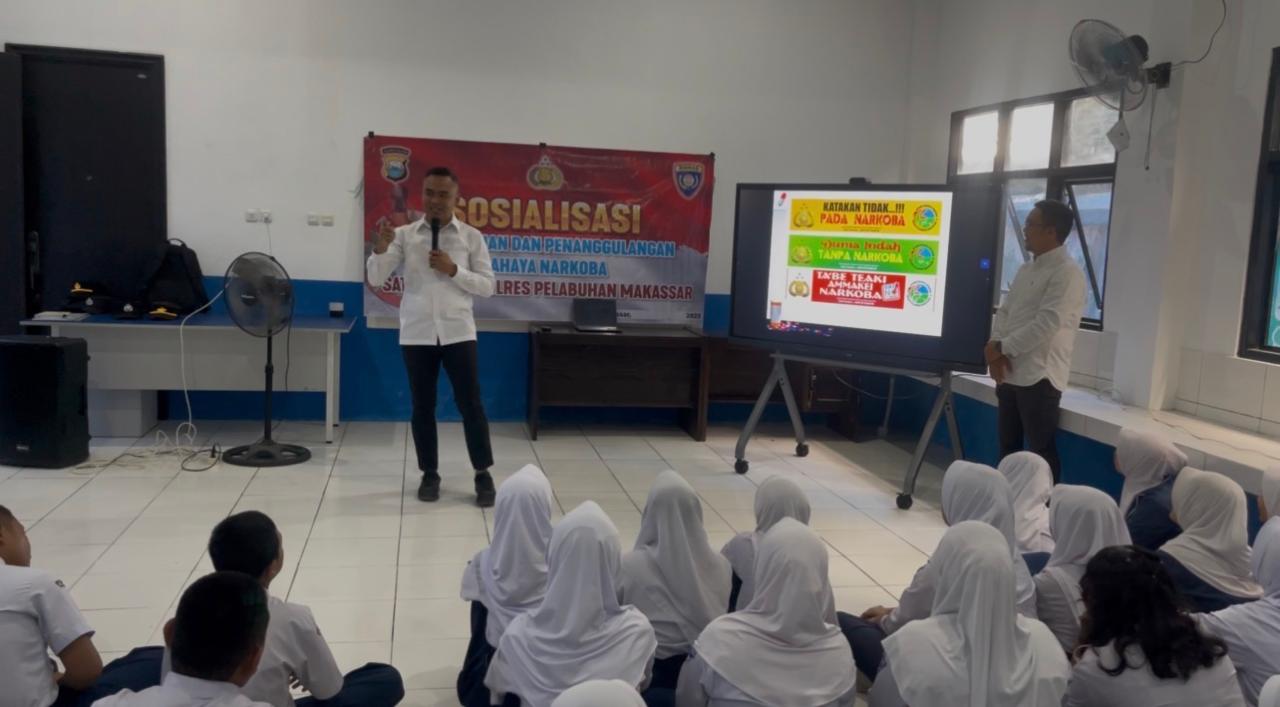 IMG-20260720-WA0087 Cegah Penyalahgunaan Narkoba Sejak Dini, Satresnarkoba Polres Pelabuhan Makassar Edukasi Pelajar