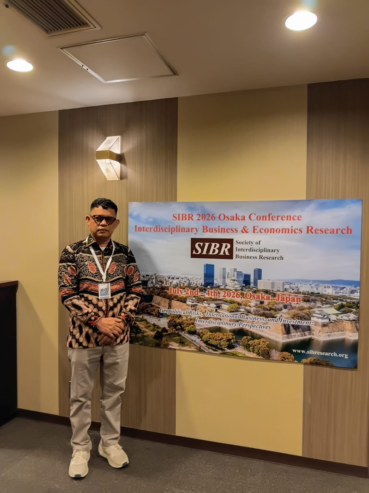 Dosen FEB Unismuh Paparkan Strategi Keberlanjutan Keuangan PTMA di Konferensi Internasional SIBR Osaka, Jepang