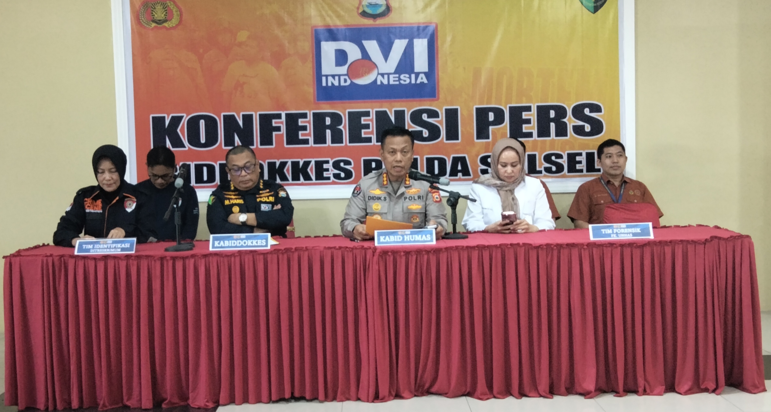 Dua Jenazah Diduga Korban Tenggelamnya KM Nurul Salsa Sementara Diidentifikasi DVI Polda Sulsel