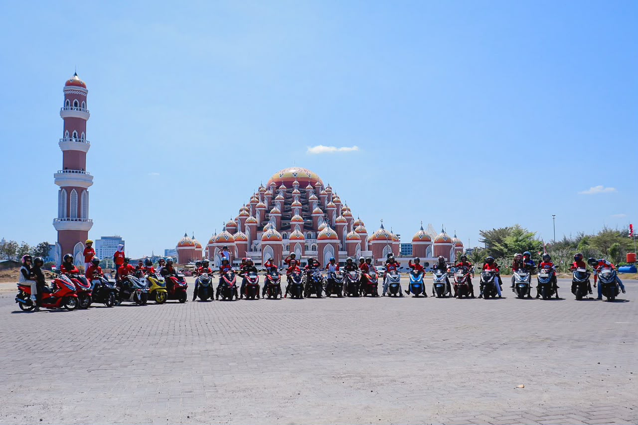 Asmo Sulsel Gelar Convoy Merdeka, Semarakkan HUT RI ke-81 Bersama Ratusan Pecinta Honda