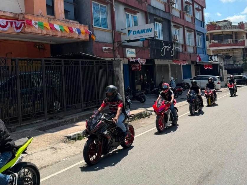 Dealer Aneka Motor Ambon Gelar Kopdar dan City Rolling Bersama Komunitas CBR
