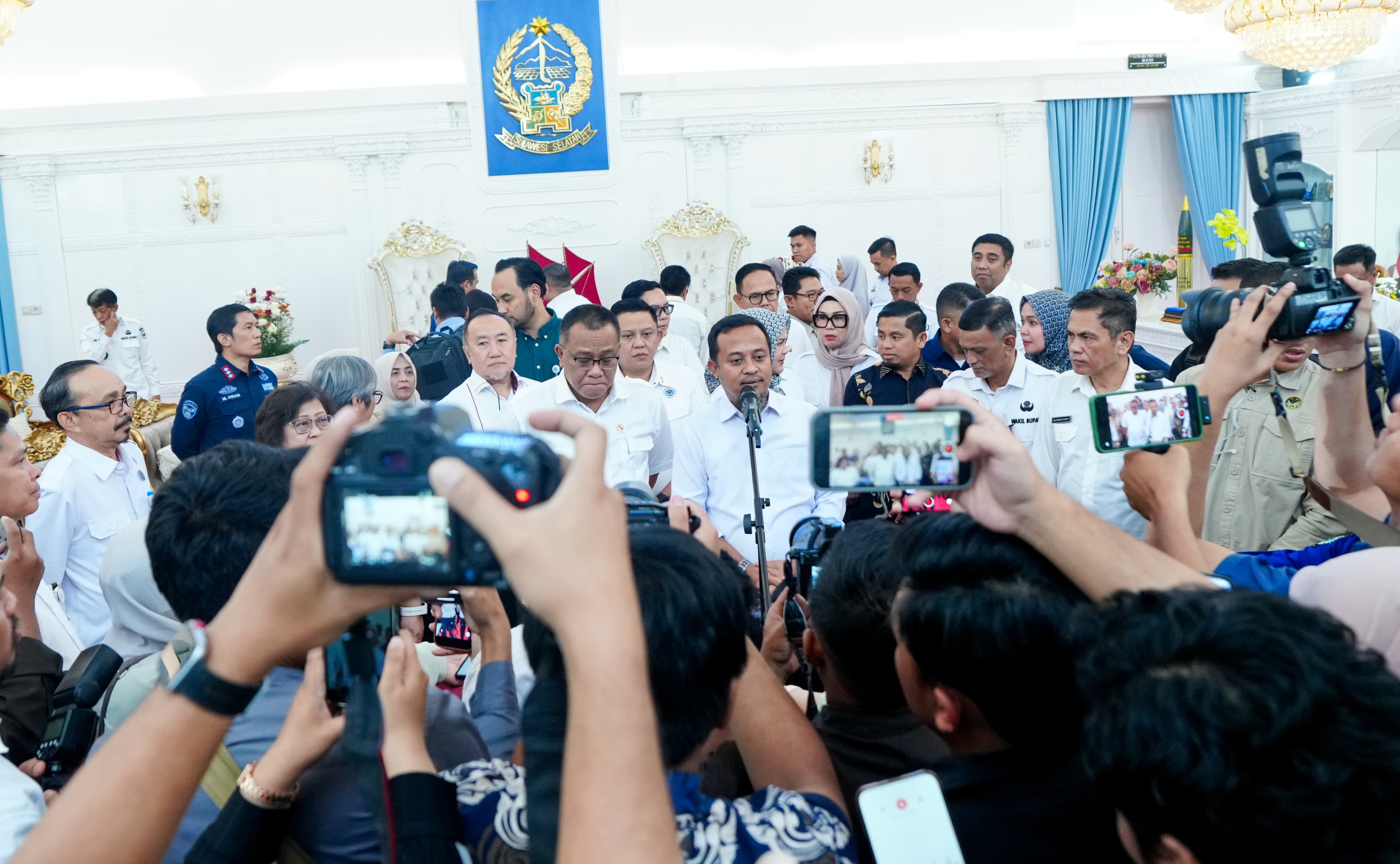 Gubernur Sulsel dan Menteri Lingkungan Hidup Bahas Percepatan PSEL Mamminasata
