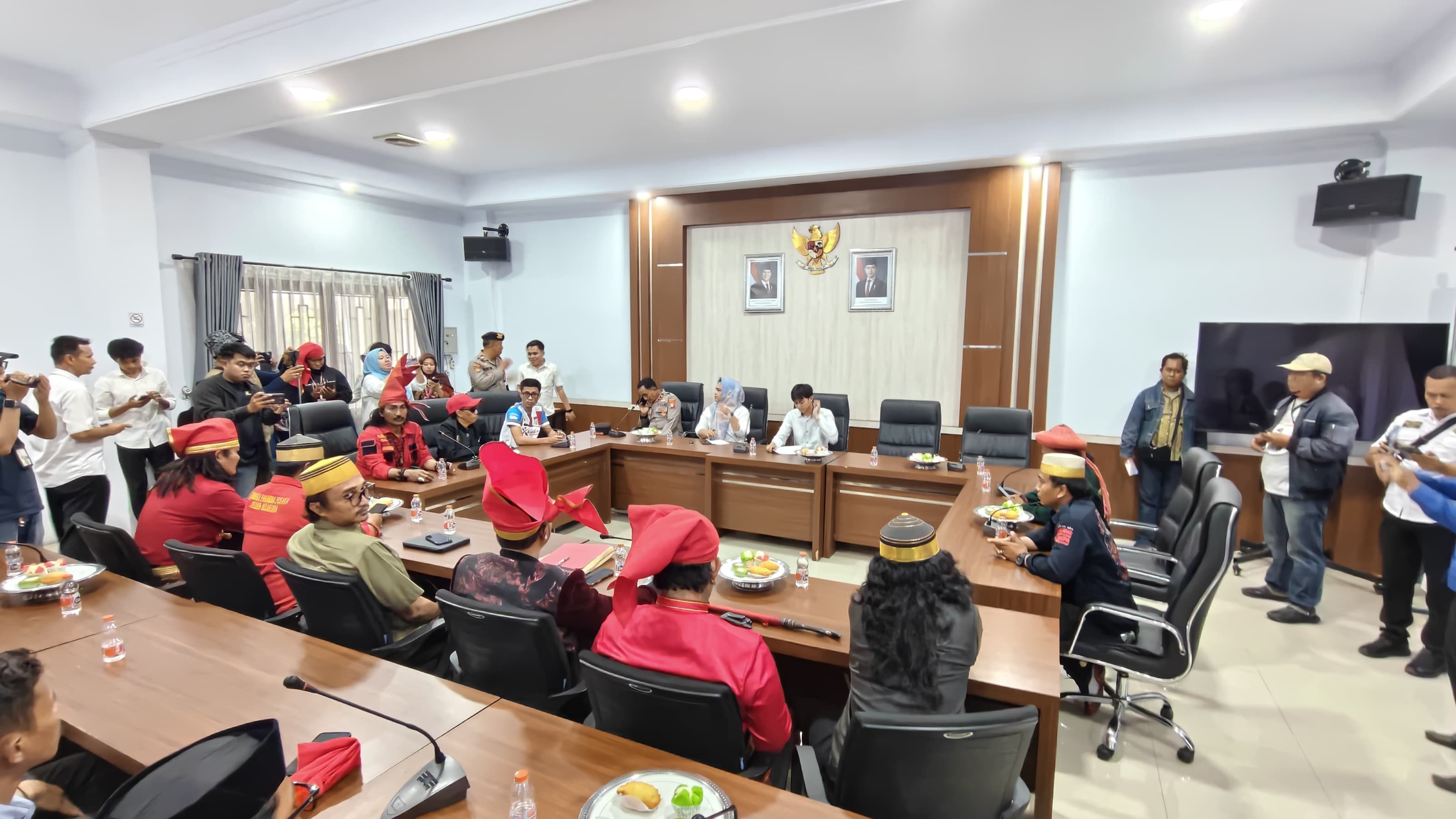 Ketua DPRD Gowa Nyatakan Dukungan Cabut Perda Lembaga Adat Daerah