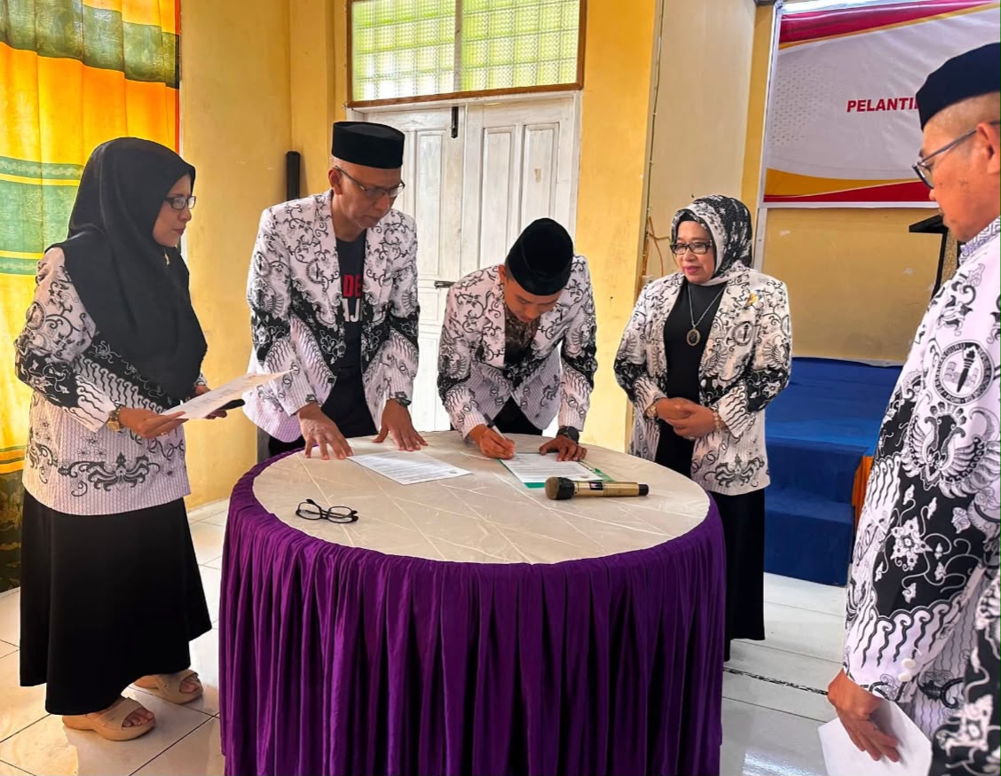 Pelantikan dan Pengukuhan Pengurus YPLP PGRI Kabupaten Enrekang Periode 2025–2030