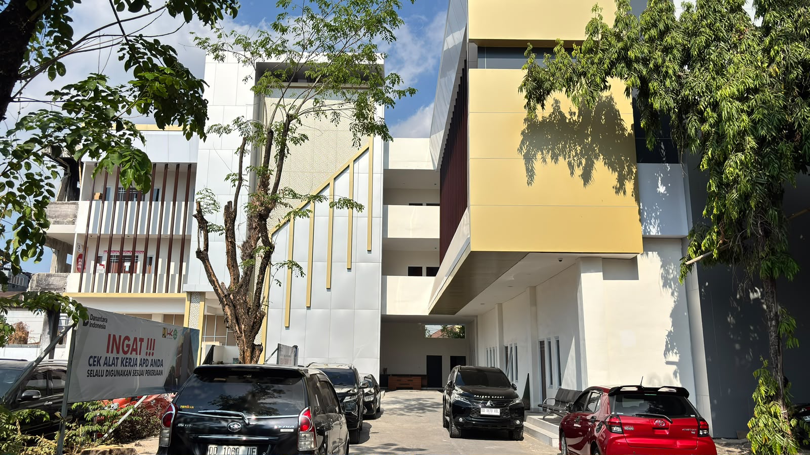 DPRD Makassar Kembali Ngantor di Gedung Lama, Begini Tanggapan Anggota Dewan