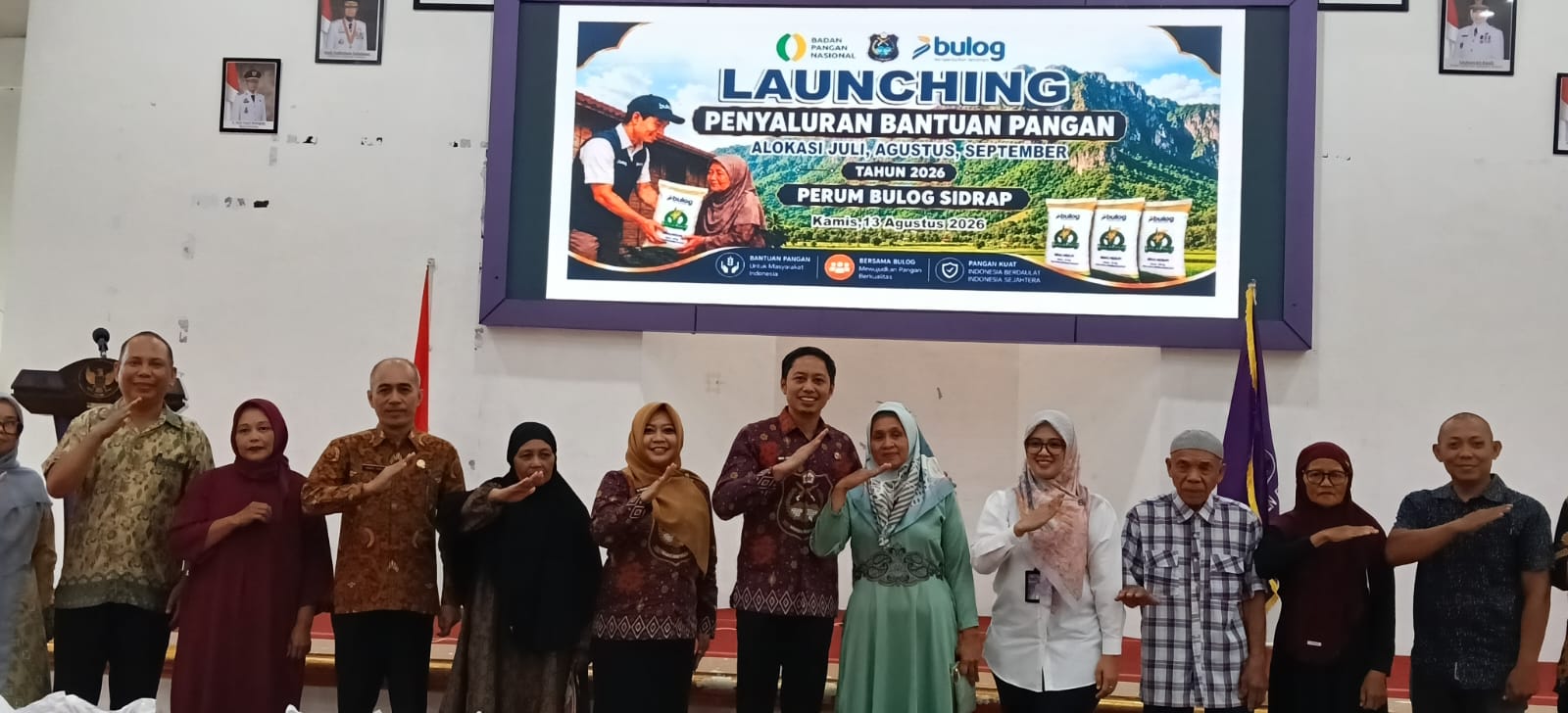 Bantuan Pangan Tiga Bulan Mulai Disalurkan, 25.473 Warga Enrekang Jadi Penerima