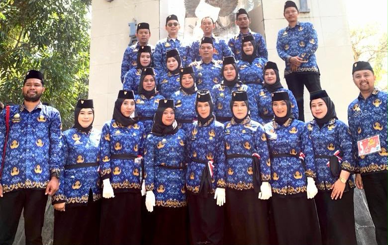 Kompak dan Disiplin, Dikbud Enrekang Kampiun Gerak Jalan HUT ke-81 RI