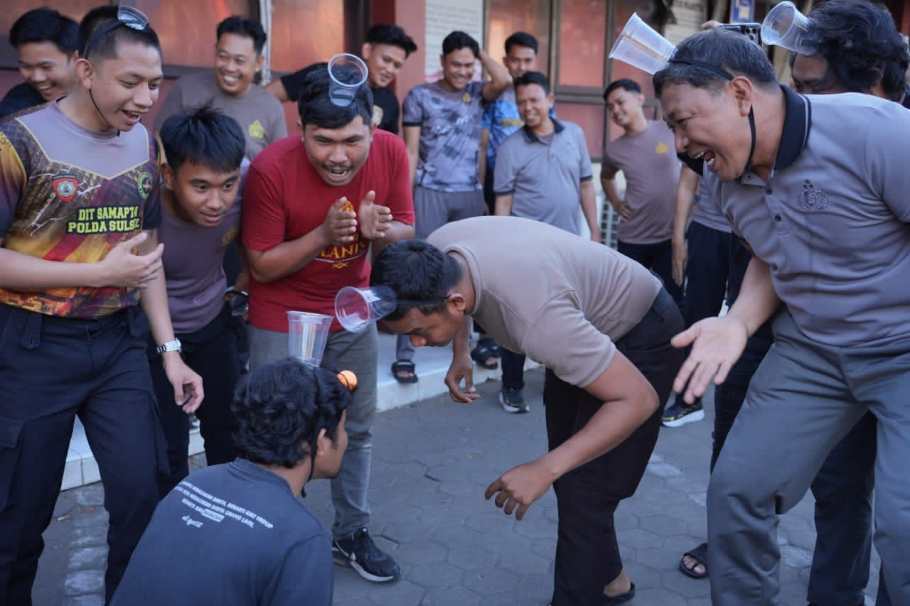 IMG-20260818-WA0120 Serunya Lomba 17-an Polres Pelabuhan Makassar, Polisi dan Media Kompak Berebut Kemenangan