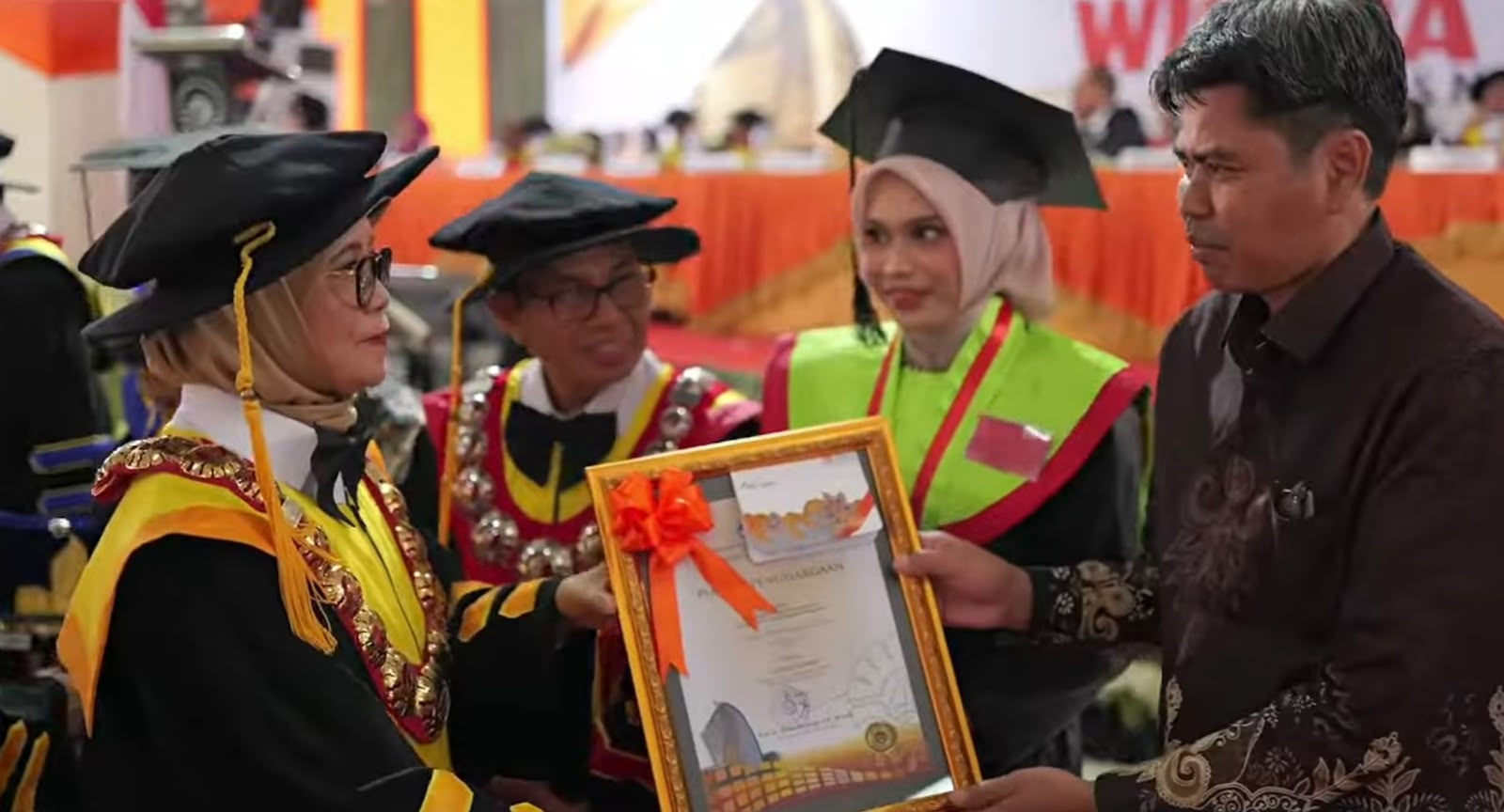 IMG-20260820-WA0102 1.081 Lulusan UNM Diwisuda, Plt Rektor Ungkap Capaian Akademik