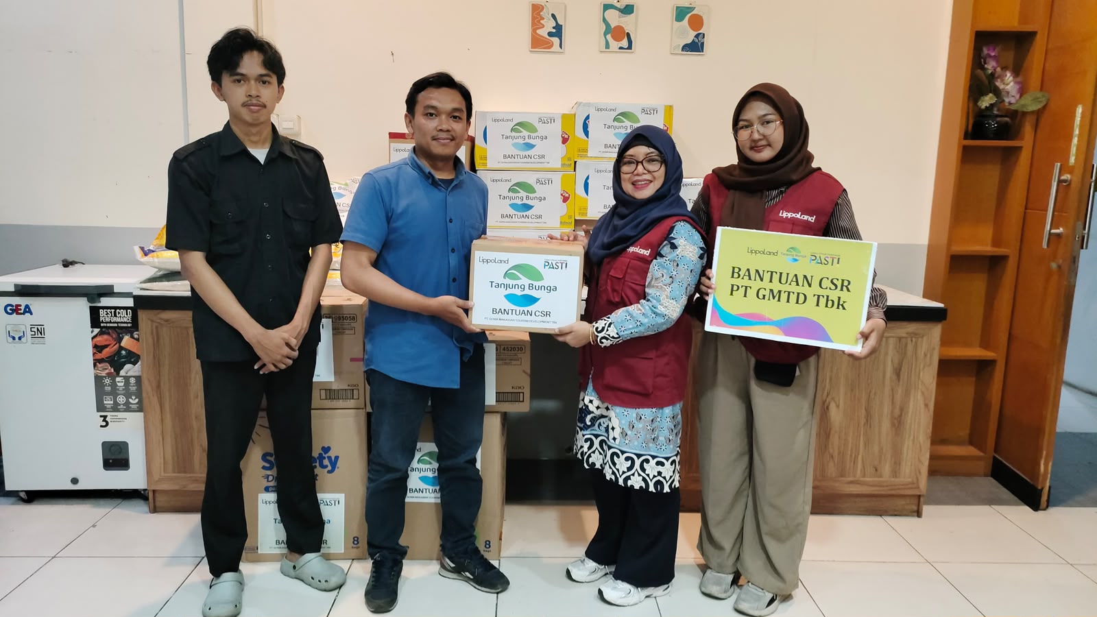GMTD Salurkan Bantuan CSR untuk Warga Terdampak Gempa Bumi di NTT melalui Forum CSR Sulawesi Selatan