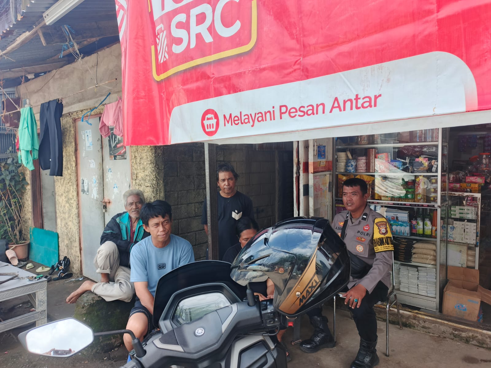 Musim Kemarau Berkepanjangan, Bhabinkamtibmas Tamalabba Ingatkan Warga Waspada Kebakaran