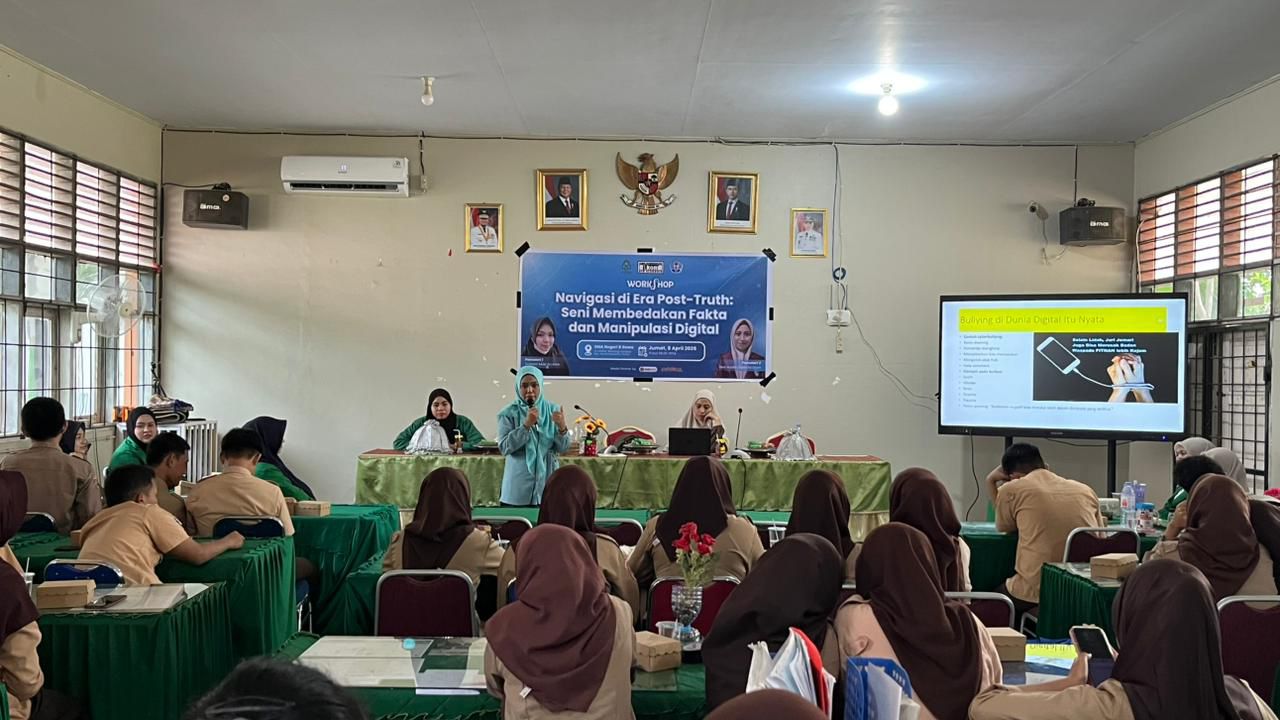 Lawan Disinformasi, Mahasiswa Ilmu Komunikasi UIN Alauddin Makassar Gelar Workshop Literasi Media