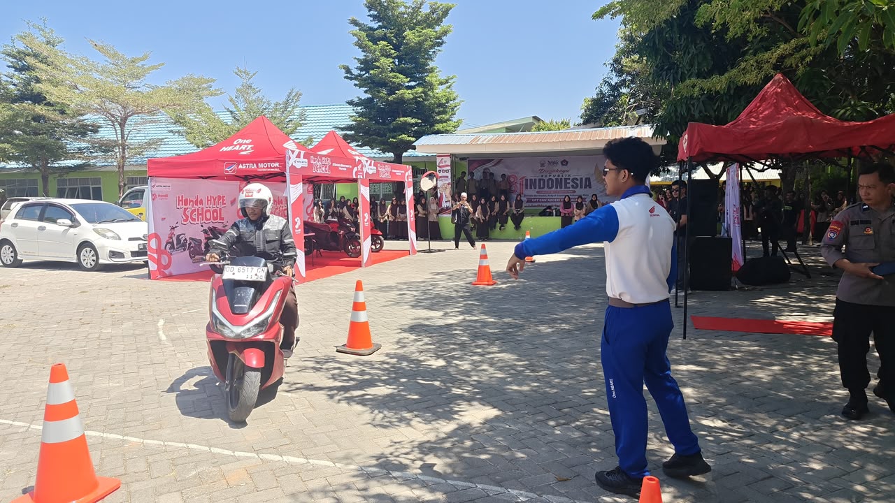 Asmo Sulsel Hadirkan Honda Hype School, Dekatkan Honda dengan Generasi Muda di SMKN 3 Takalar
