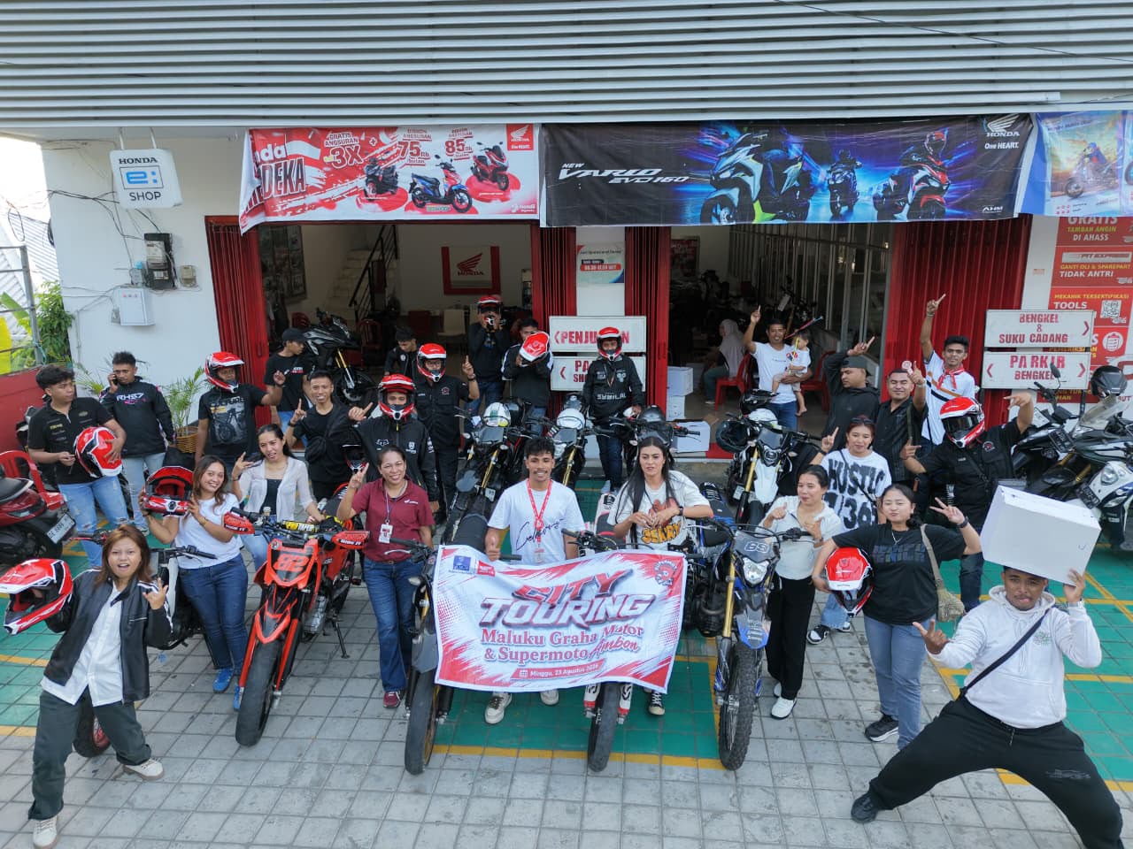Dealer Maluku Graha Motor Ajak Komunitas Jelajah Ikonik Kota Ambon dengan Honda CRF